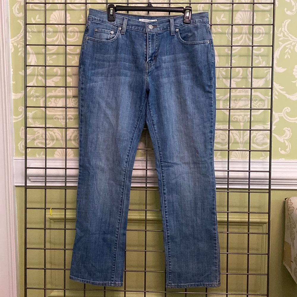 Levi’s jeans*